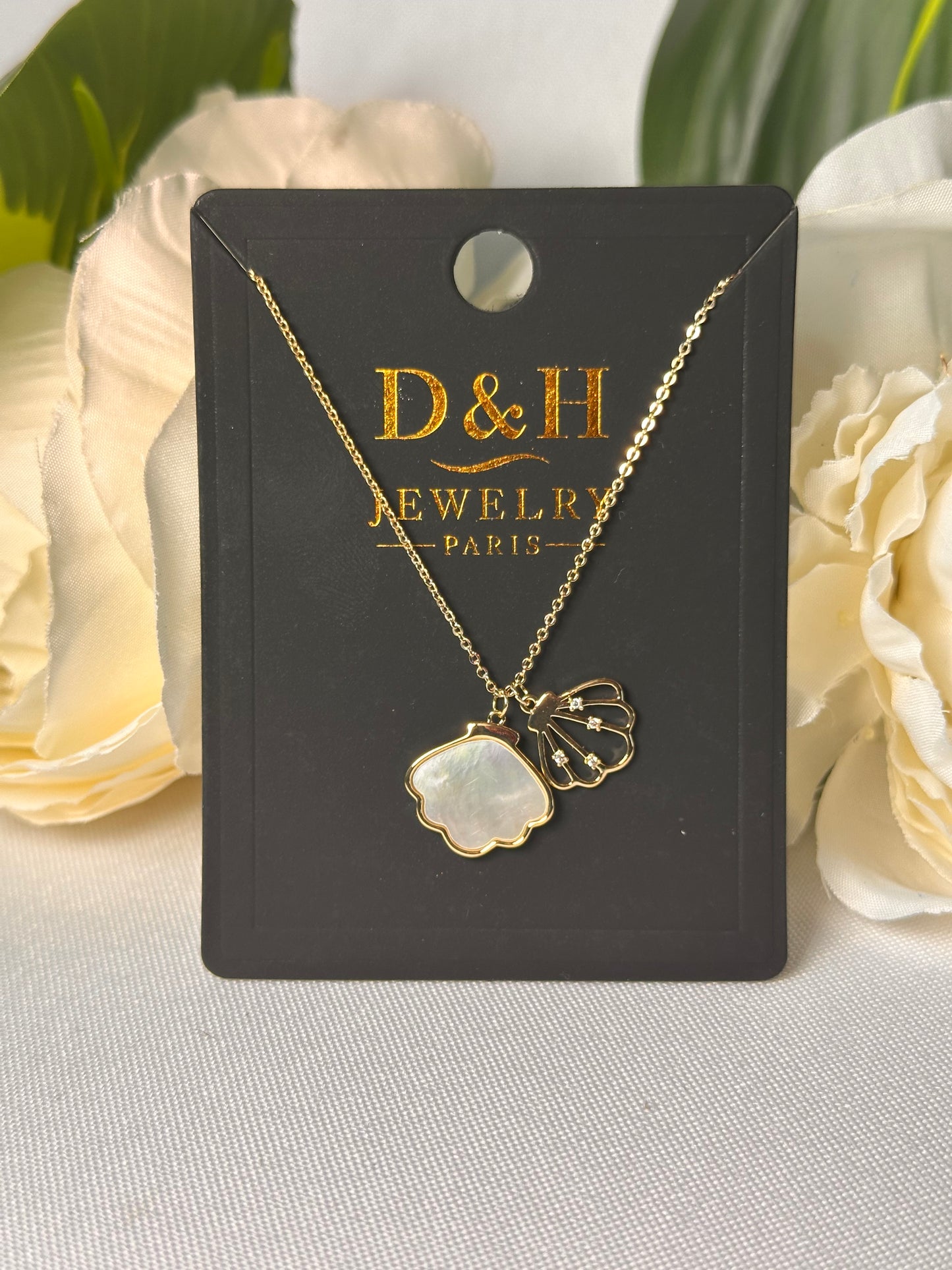 đ Collier Coquillage DorĂ© & Nacre â ĂlĂ©gance Naturelle | D&H Jewelry Paris