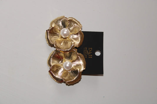 Boucles d’Oreilles Fleur Dorée avec Perle – Élégantes & Chic | D&H Jewelry