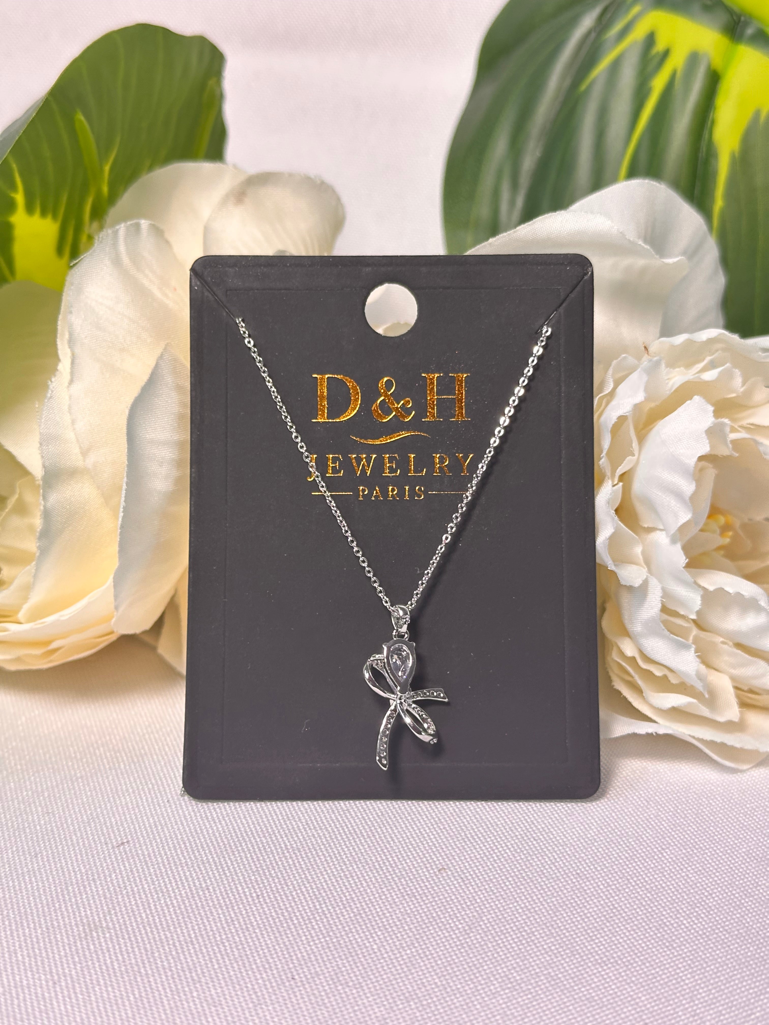 Collier Nœud Élégant Argenté – D&H Jewelry Paris