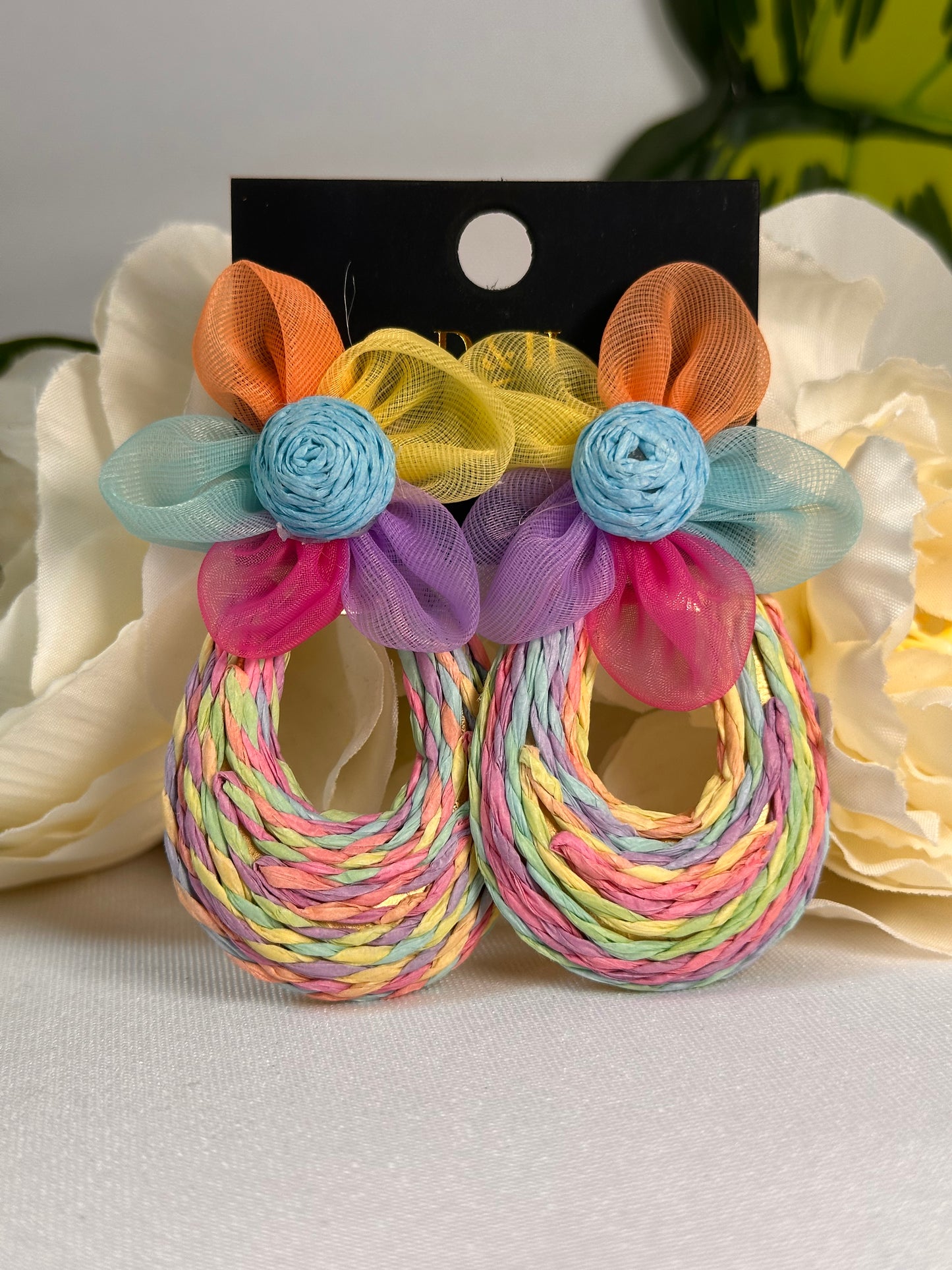 🌼 Boucles d’oreilles fleuries tressées – Style bohème chic