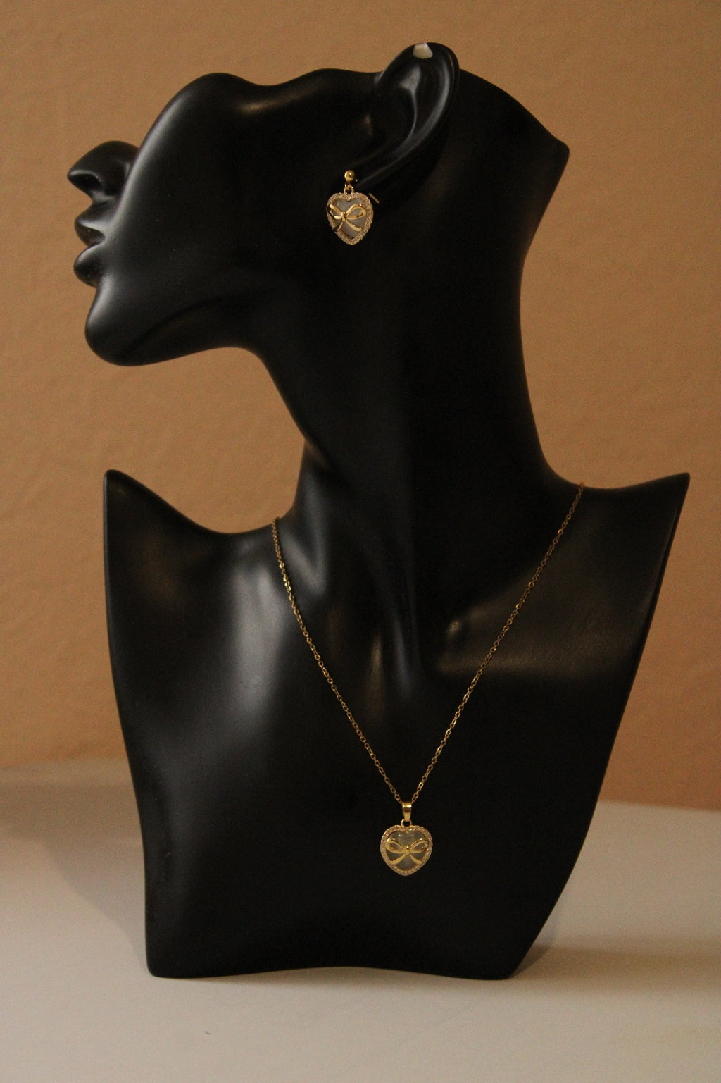 Collier & Boucles d’Oreilles Cœur Doré – Collection D&H