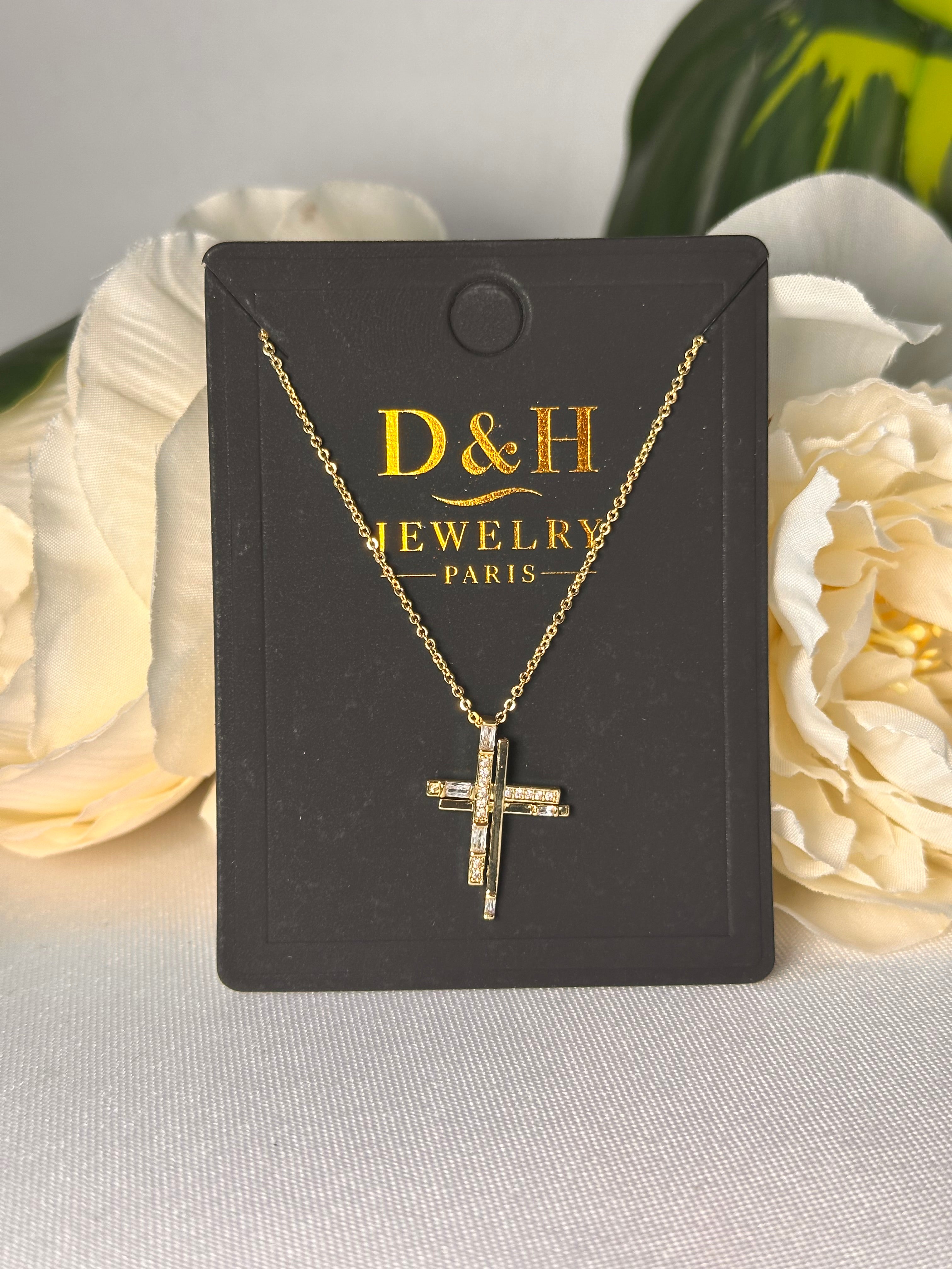 ✨ Collier Croix Doré – D&H Jewelry Paris