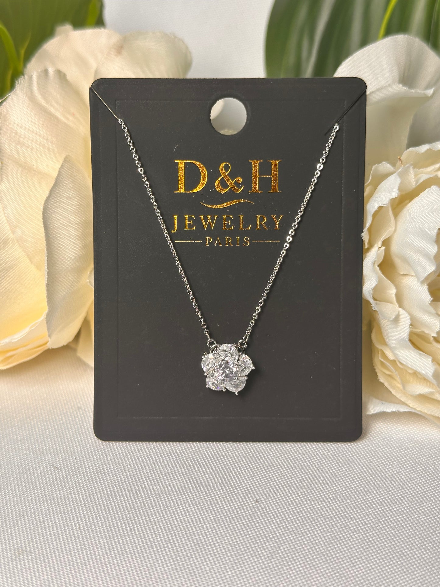 💎 Collier Argenté Cristal – Brillance & Élégance | D&H Jewelry Paris
