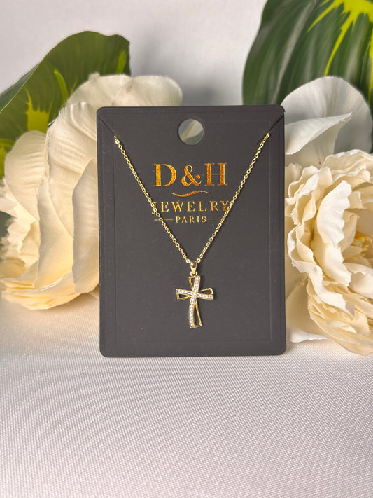 ✨ Collier croix doré – D&H Jewelry Paris

💎 Symbole d’élégance et de lumière