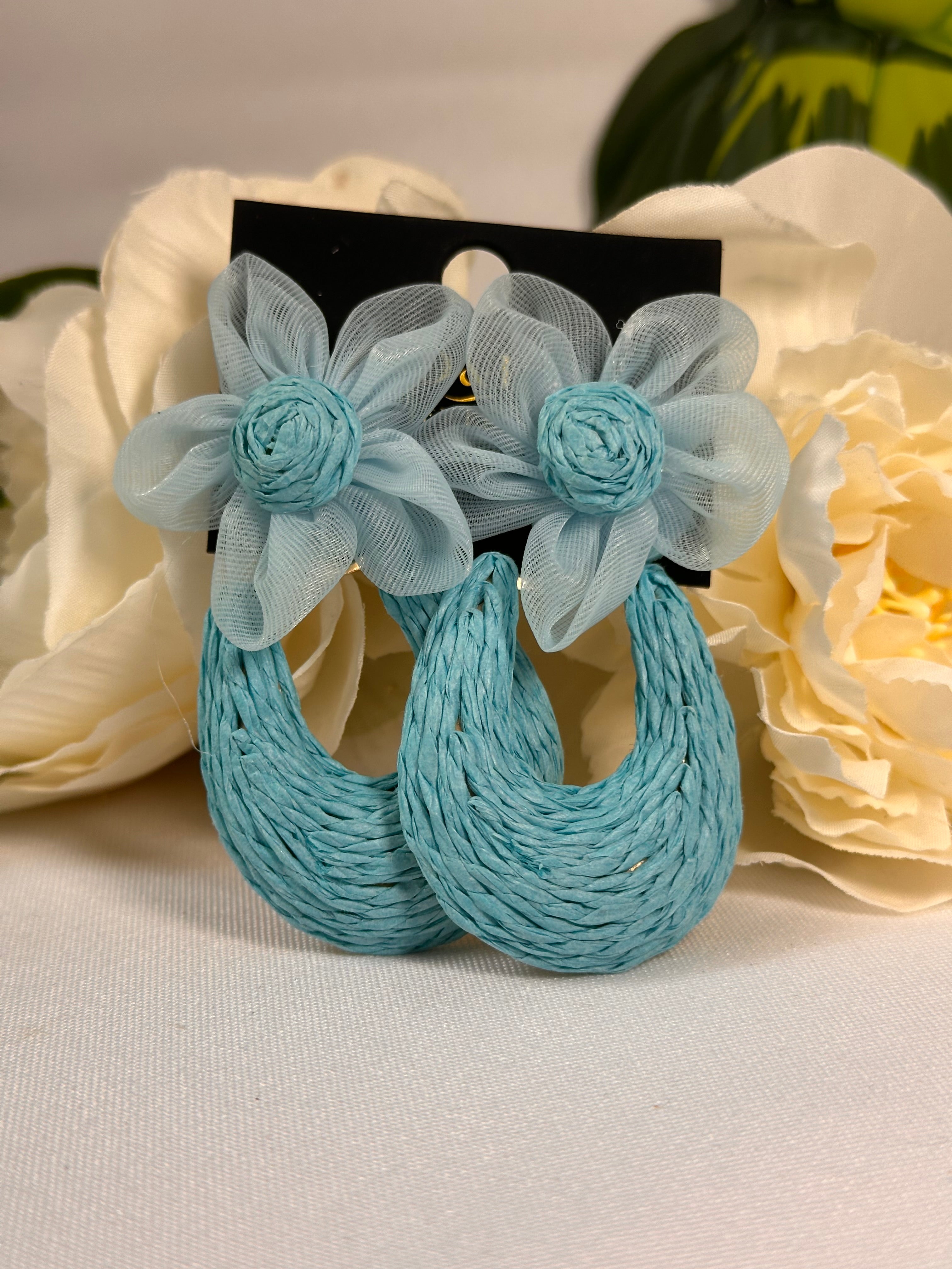 🌼 Boucles d’oreilles fleuries tressées – Style bohème chic
