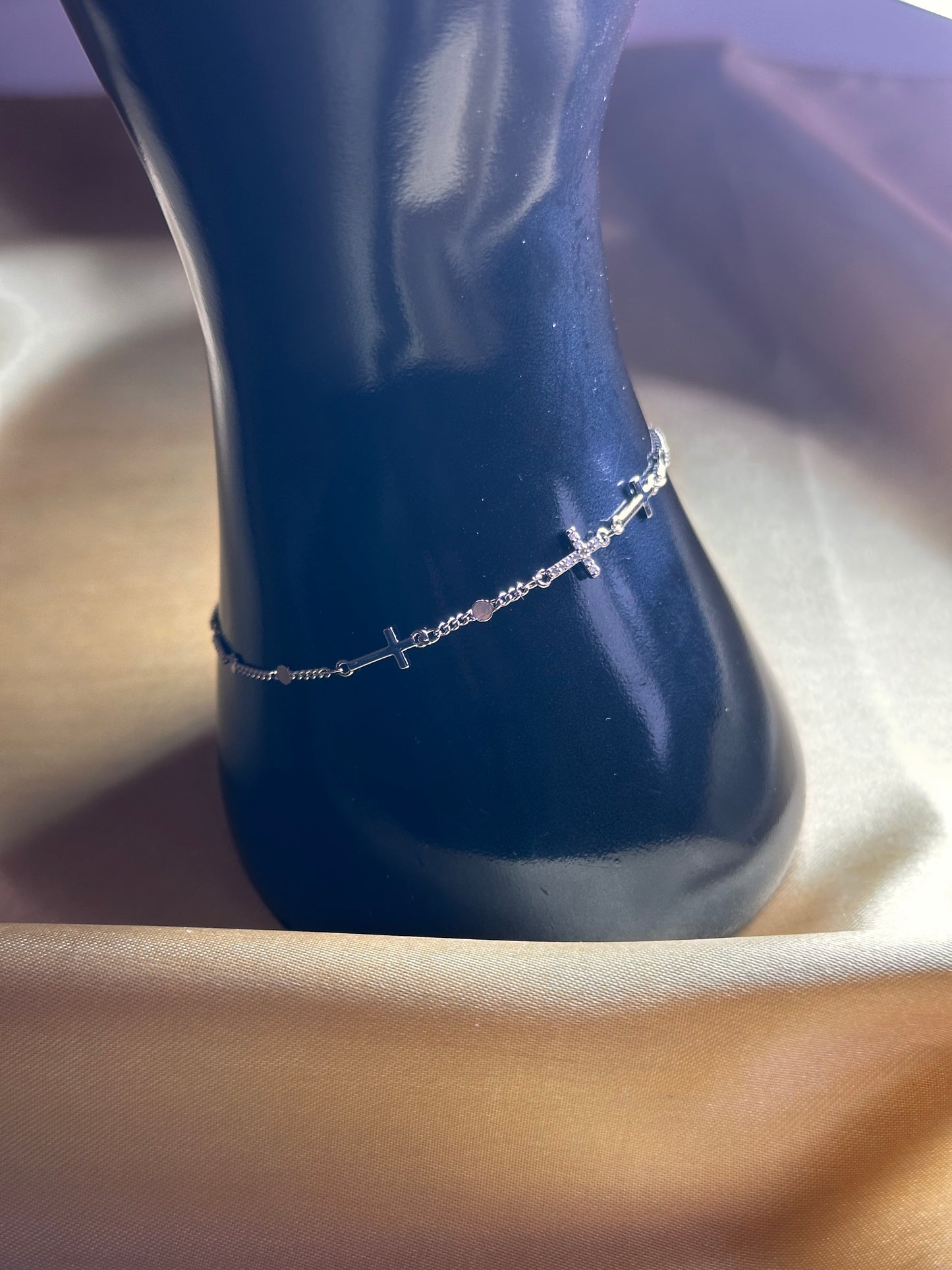 🌟 Bracelet croix argenté – D&H Jewelry Paris 🌟