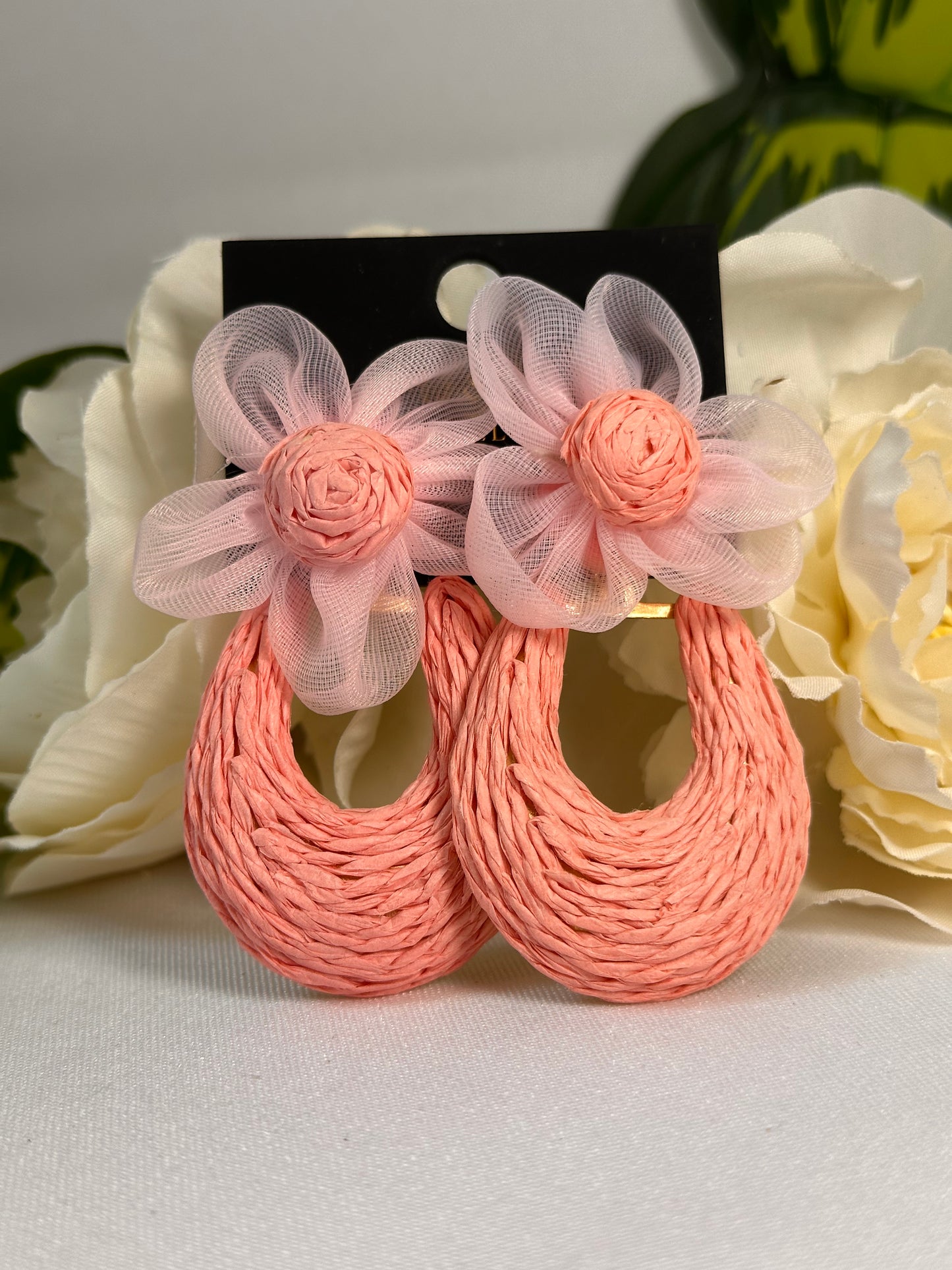 🌼 Boucles d’oreilles fleuries tressées – Style bohème chic