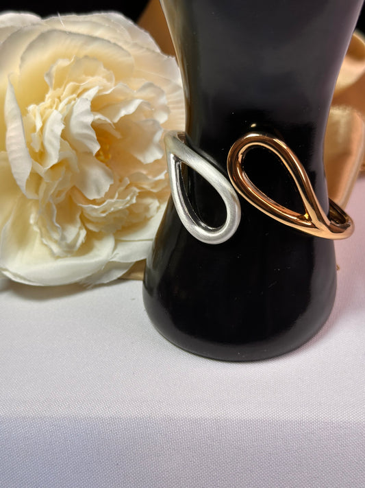 ✨ Bracelet ouvert D&H Jewelry Paris – Bijou femme doré & argenté, design moderne et chic ✨