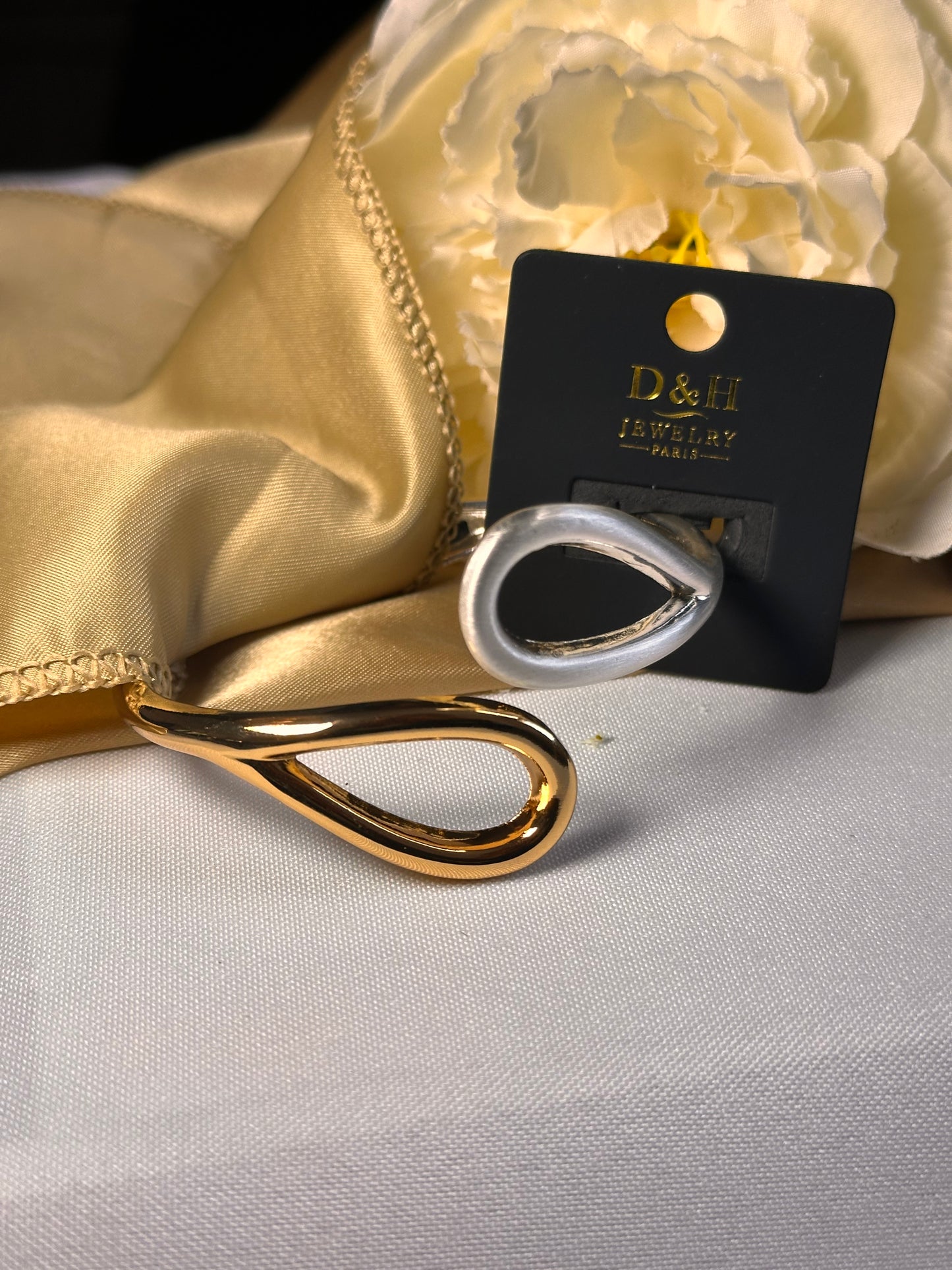 ✨ Bracelet ouvert D&H Jewelry Paris – Bijou femme doré & argenté, design moderne et chic ✨
