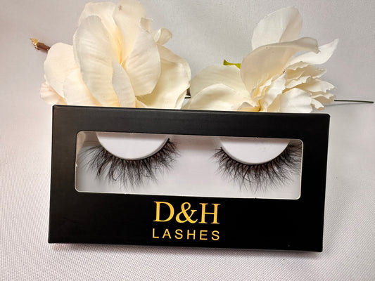 D&H Lashes – Style C110