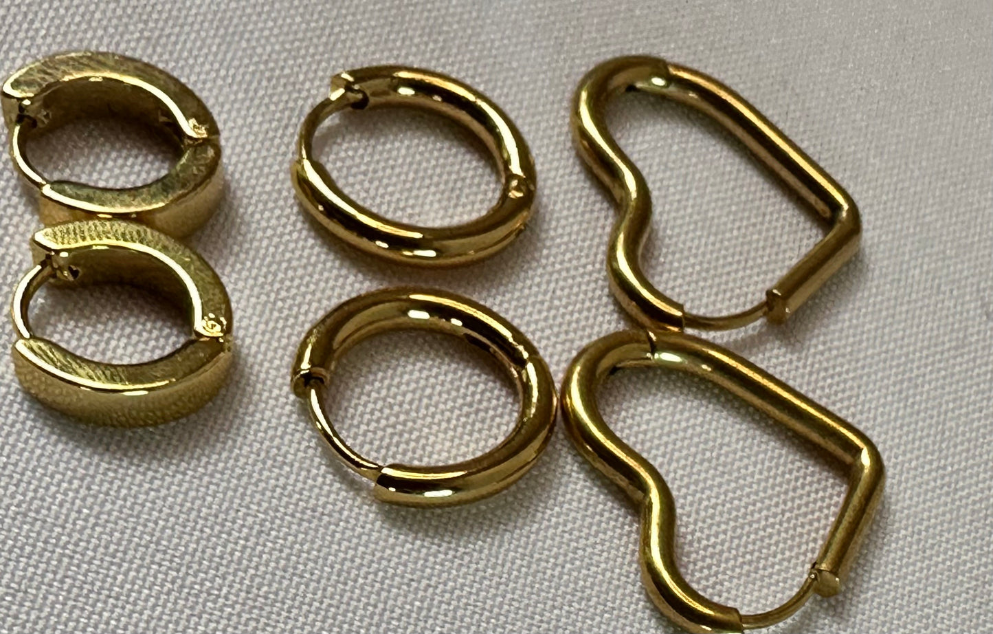 Lot de 3 paires de boucles d'oreilles créoles dorées